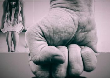 Strehëzat e dhunës/ Abuzimet në familje mbeten alarmante, 13 gra çdo ditë kërkojnë ndihmë dhe mbrojtje