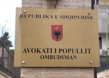 Avokati i Popullit / Zbardhet lista e 6 kandidatëve që dorëzuan firmat në Kuvend për të kaluar në seancë për votim..