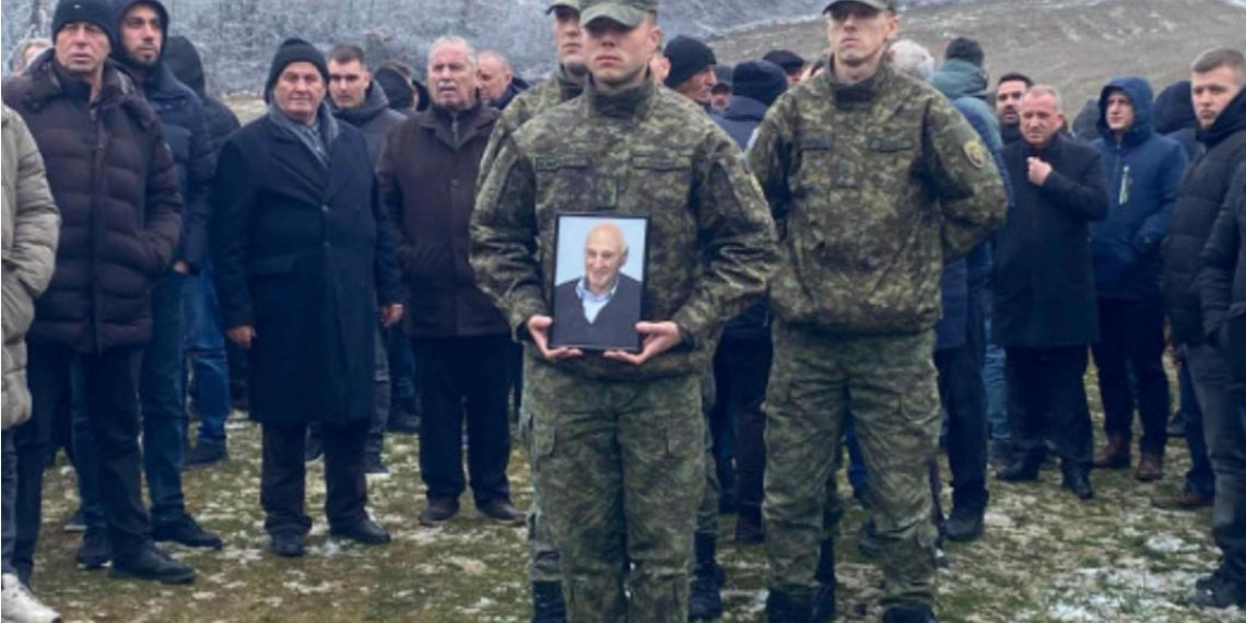 Haga nuk i dha leje për varrimin e babait, Veteranët e UÇK: Salih Mustafa duhet të ishte në Kosovë