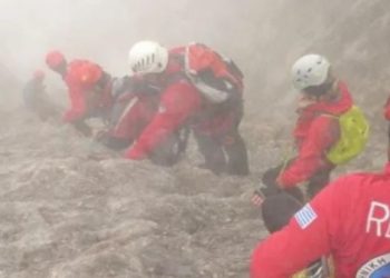 U zunë nga një ortek në malet e Greqisë qendrore, humbin jetën 4 alpinistë