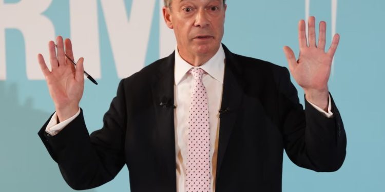 Të mbijetuarit e Holokaustit i bëjnë thirrje Nigel Farage të kërkojë falje për komentet e dyshuara antisemite