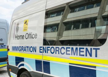 Studimi tregon se boshllëqet në statistikat e migracionit në Mbretërinë e Bashkuar pengojnë debatin publik dhe vendimet politike