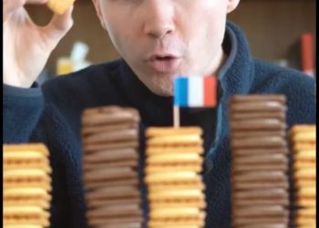 Videoja e deputetit laburist që shpjegon borxhin e Mbretërisë së Bashkuar me biskota grumbullon 3.3 milionë shikime