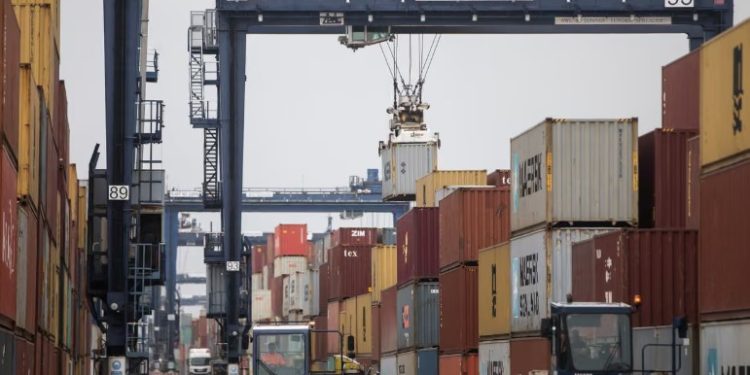 Keir Starmer tha se lidhjet më të ngushta tregtare me BE-në janë ‘domosdoshmëri strategjike’ për firmat e Mbretërisë së Bashkuar.