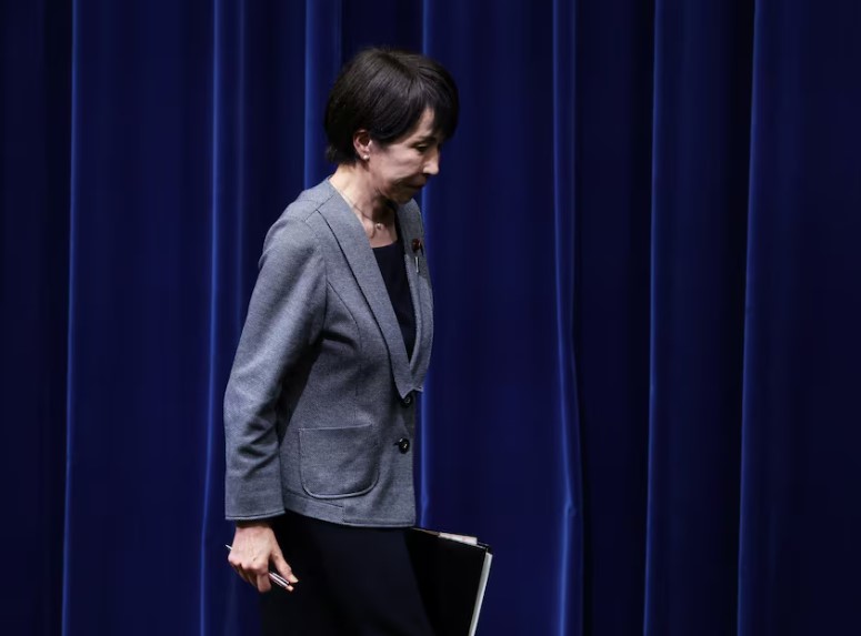 Kabineti i Japonisë miraton buxhetin rekord prej 785 miliardë dollarësh  zotohet të mbajë nën kontroll borxhin