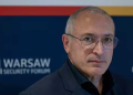 Khodorkovsky: Putin sillet si lojtari kumari, nuk heq dorë lehtë nga lufta