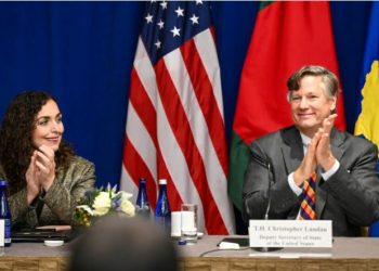 Osmani takohet me zv/sekretarin amerikan të Shtetit, shprehu mirënjohje për mbështetjen e SHBA-së ndaj Kosovës