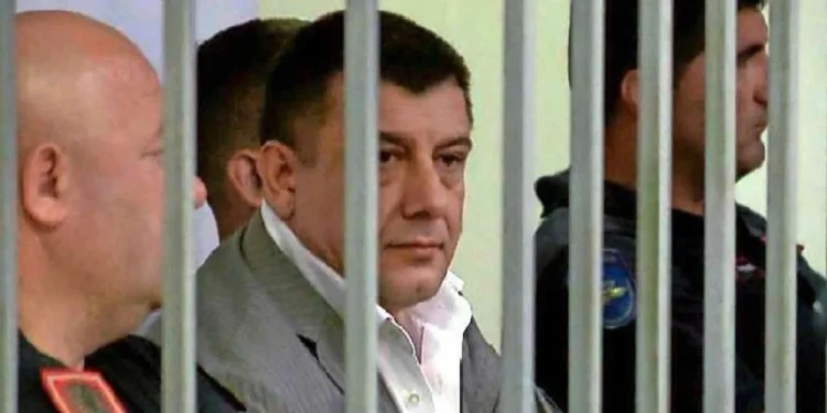 U dënua me burg të përjetshëm për ekzekutimin e kryekomisarit Dritan Lamaj, ja kur do të shqyrtohet kërkesa e Arben Frrokut për rihapje procesi
