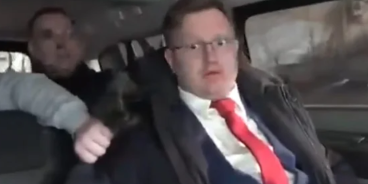 Dënohet me 12 vite burg ish-diplomati rus, akuzohet për shitjen e sekreteve shtetërore SHBA-së