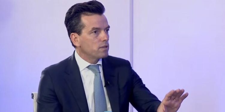 “Qeveria ka humbur legjitimitetin”, Shehaj: Po pengohet arrestimi i Belinda Ballukut, duhen zgjedhje të parakohshme!