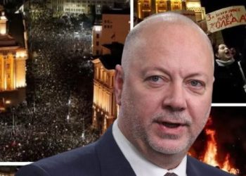 Protestat masive rrëzojnë qeverinë bullgare, jep dorëheqjen kryeministri Rosen Zhelyazkov