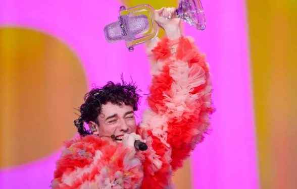 Fituesi i “Eurovisionit” do ta kthejë trofeun në shenjë proteste ndaj Izraelit