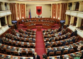 PD kërkoi interpelancë urgjente me Ramën për Ballukun, Peleshi e refuzon: Çështja është në Kushtetuese!