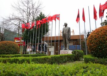 Luigj Gurakuqi në dokumente – Ekspozitë me materiale arkivore kroate mbi vrasjen e patriotit