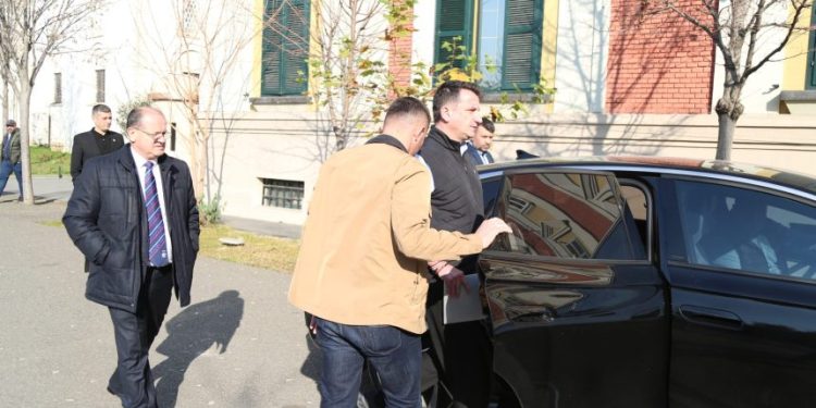 Dosja “Veliaj”/ Shtyhet për në 5 janar seanca paraprake në GJKKO