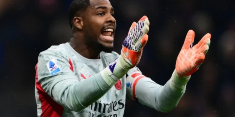 Milani i ofron zyrtarisht Maignan kontratën me pagën më të lartë të grupit