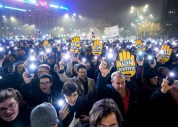 Nuk ndalen protestat/ Qytetarët në Bukuresht dynden në sheshe