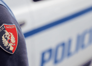 Tenderat e AKSHI-t “djegin” edhe zv. drejtorin e Policisë, SPAK “furtunë” brenda bluve