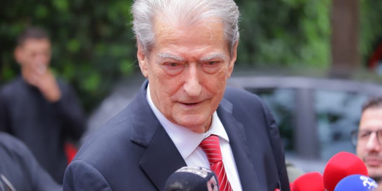 Berisha nga SPAK: Prej 4 vitesh s’kapet asnjë kg kokainë në portin e Durrësit