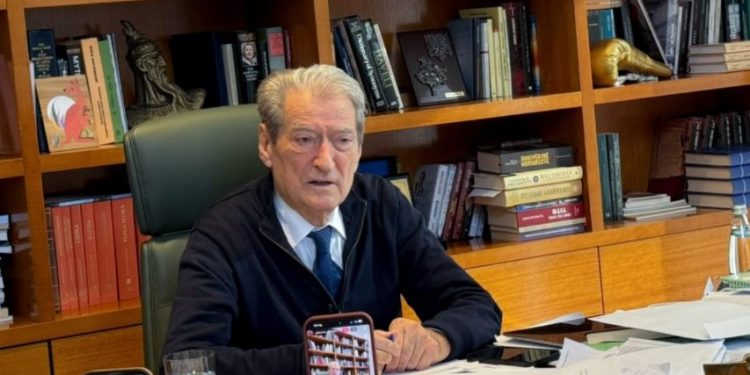 Sherret në Kryesinë e PD, Berisha: Disa të quajtur demokratë hanë turpin me bukë! Ka nga ata që flirtojnë me qeverinë