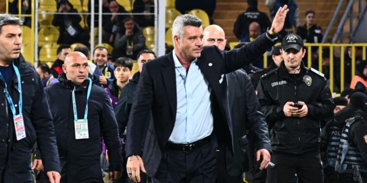 Arrestohet në Stamboll presidenti i Fenerbahçes, pjesë e një hetimi antidrogë që përfshin figura të njohura