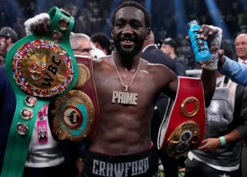 Crawford tërhiqet nga boksi, si legjendë e vërtetë