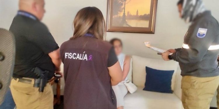 I jepte informacion mafies shqiptare, arrestohet ish-drejtuesja e policisë në Ekuador