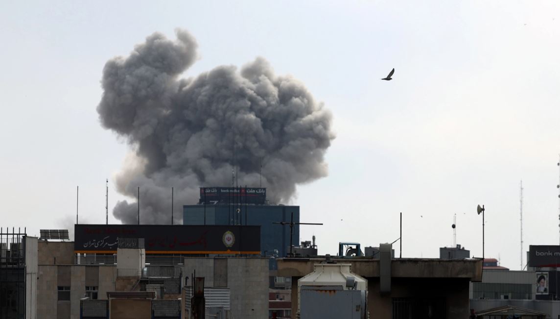 Mbi 100 të arrestuar në Abu Dhabi për video mashtruese të luftës në Lindjen e Mesme  u publikohen edhe fotot 