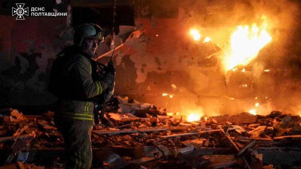 Rusia lëshon 948 dronë në Ukrainë  sulmi më i madh brenda 24 orëve