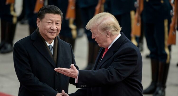 Trump paralajmëron Kinën  Ju pret tarifa 50  nëse furnizoni me armë Iranin