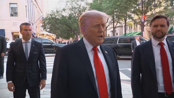 672-380-1757492421xtrump-720