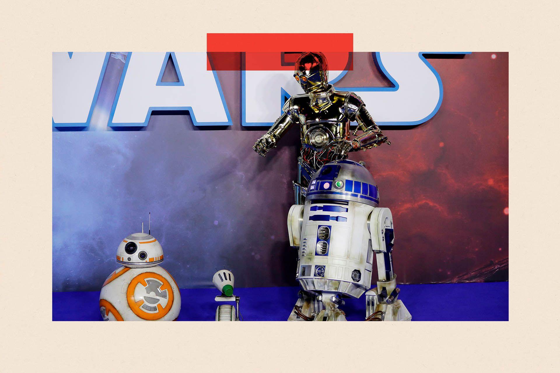 BB8, C-3PO dhe R2-D2 shfaqen në tapetin e kuq në premierën evropiane të filmit Star Wars: The Rise of Skywalker
