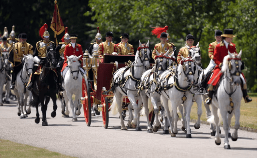 Pritje mbretërore për Macron nga Charles III: Vizitë e