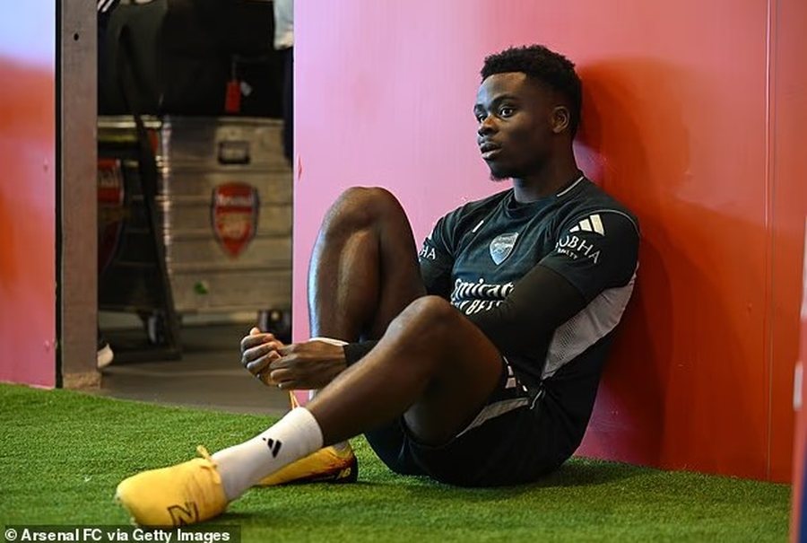Zbuloni 10 futbollistët më të paguar në Premier League