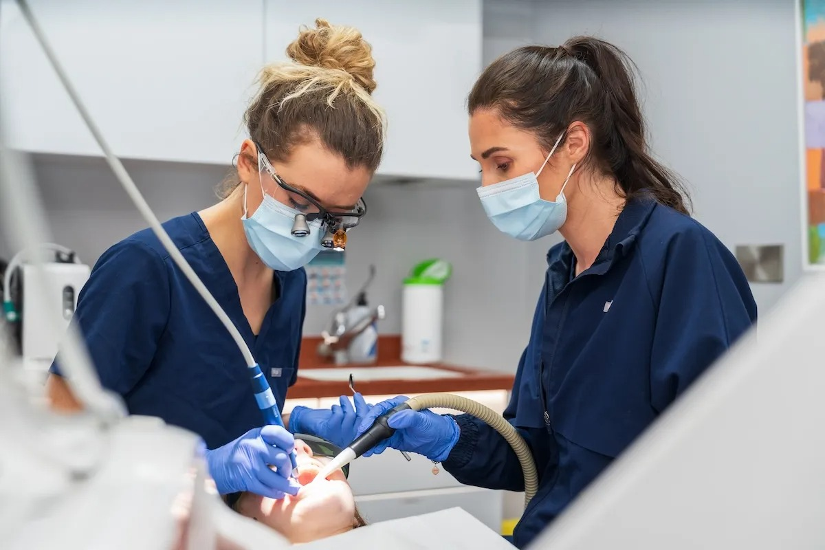 Kriza e dentistëve në Britani  Mungesë dentistësh në NHS