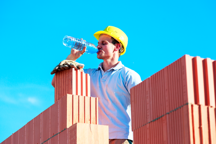worker-in-heat-hot-shutterstock-web