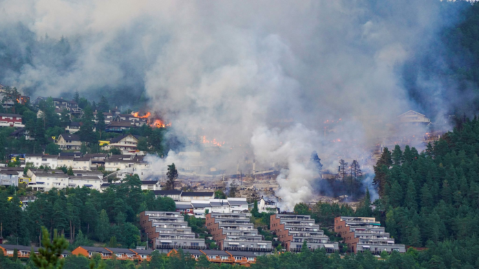 skynews-fire-in-norway-100-homes-destroyed_7300471