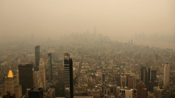 smoke-nyc-1-gmh-260715_1784167763081_hpMain_16x9_992
